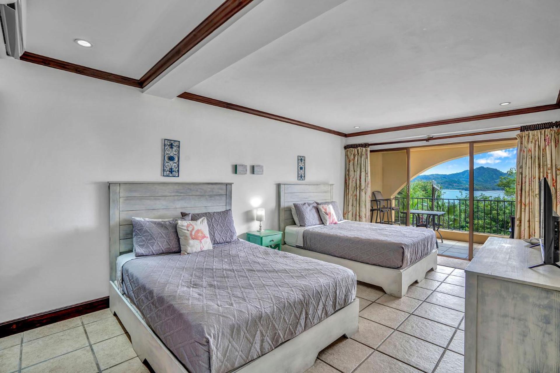 Villa Newly Remodeled Unit In Flamingo With Sweeping Ocean Views From Big Terrace Playa Flamingo Exterior foto
